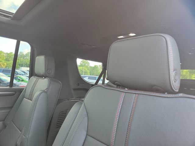 Used 2026 Chevrolet Suburban RST w/ Comfort Package RWD image 15
