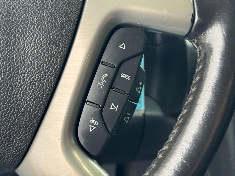 Used 2013 GMC Sierra 2500 SLT w/ SLT Convenience Package image 17