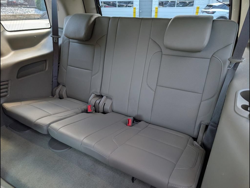 Used 2018 GMC Yukon SLT w/ Premium Edition AWD/4WD image 8