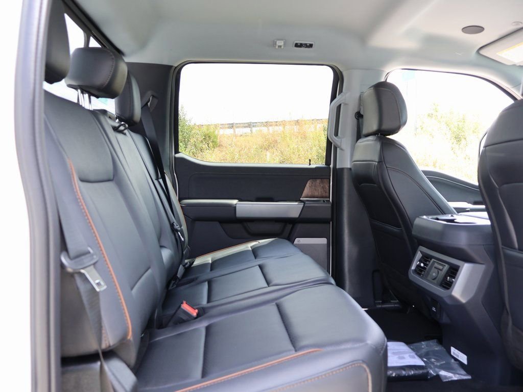 New 2026 Ford F350 Lariat w/ Lariat Ultimate Package image 13