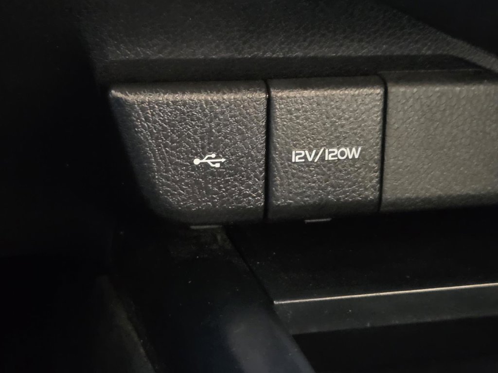 Used 2020 Toyota Camry LE FWD image 22