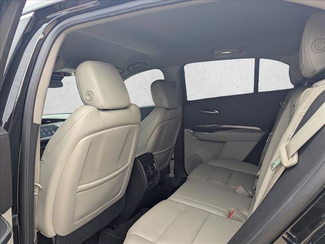 Used 2022 Cadillac XT4 Luxury FWD image 13
