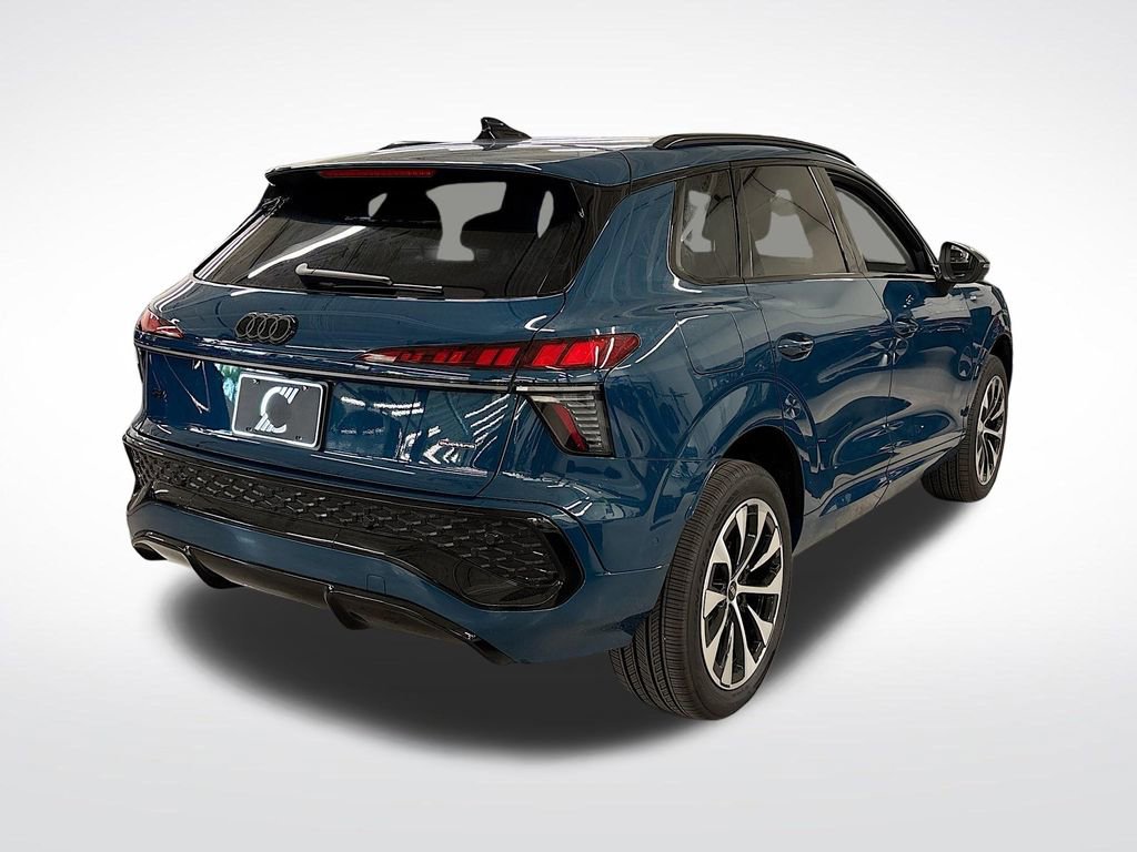 New 2026 Audi Q3 quattro 2.0T image 5