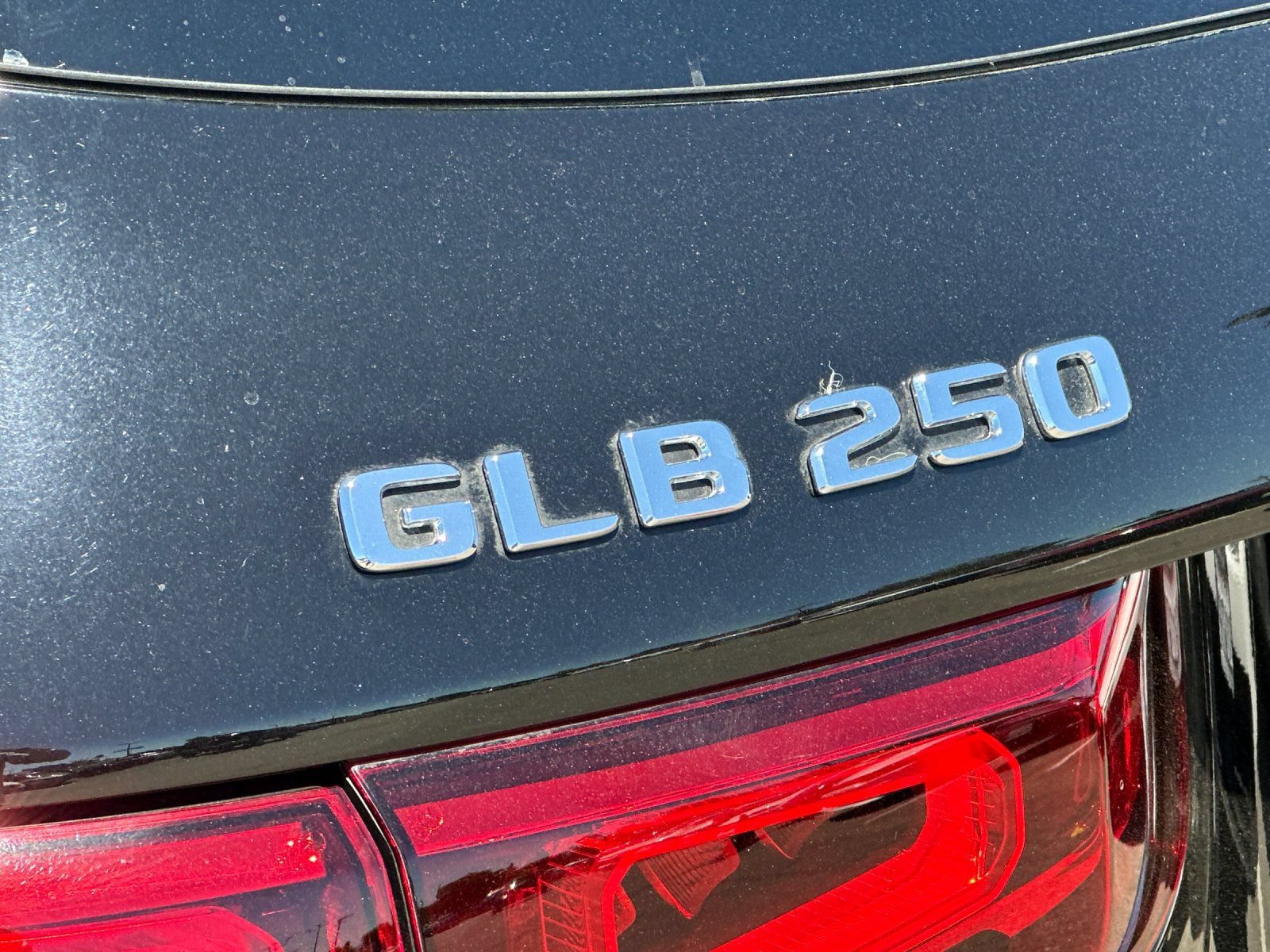 Used 2022 Mercedes-Benz GLB 250 4MATIC image 26