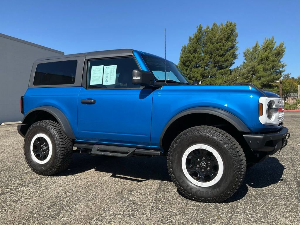 Used 2023 Ford Bronco Badlands image 65
