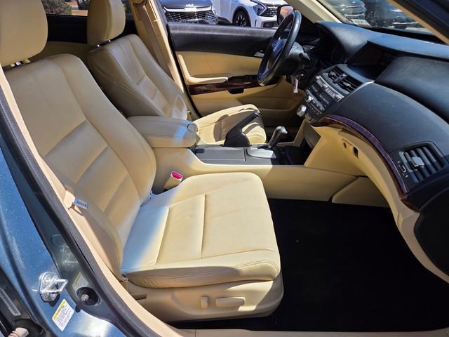 Used 2010 Honda Crosstour EX-L image 16