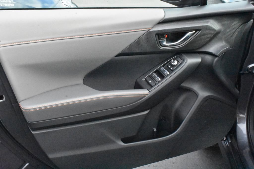 Certified 2025 Subaru Crosstrek 2.5i Limited w/ Crosstrek Mirror Package image 11