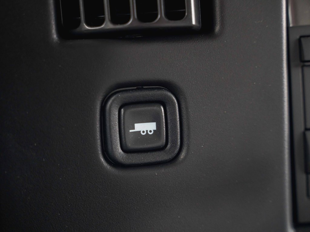 New 2025 Chevrolet Express 3500 w/ Power Convenience Package image 18