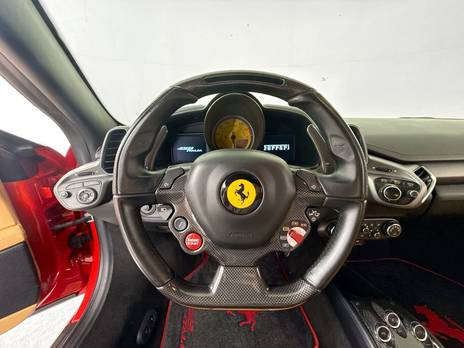 Certified 2013 Ferrari 458 Italia Coupe image 10
