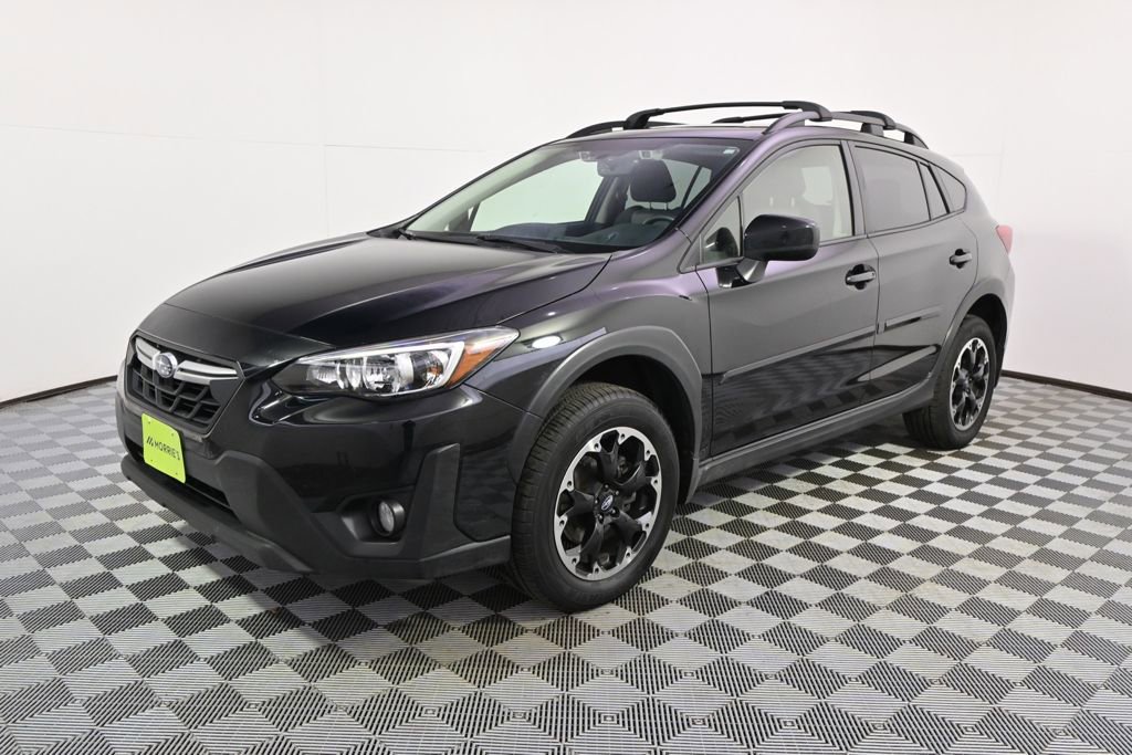 Used 2021 Subaru Crosstrek 2.0i Premium w/ Moonroof Package image 2