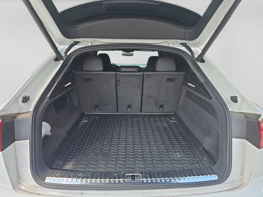 Used 2025 Audi SQ8 Prestige AWD/4WD image 29