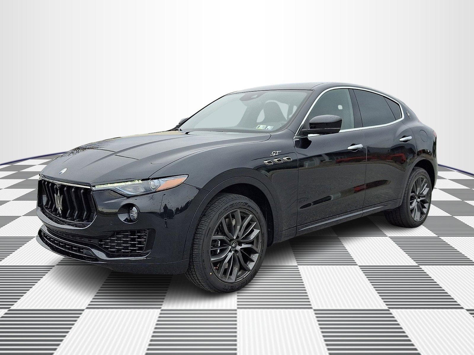 Used 2024 Maserati Levante GT Ultima AWD/4WD image 3
