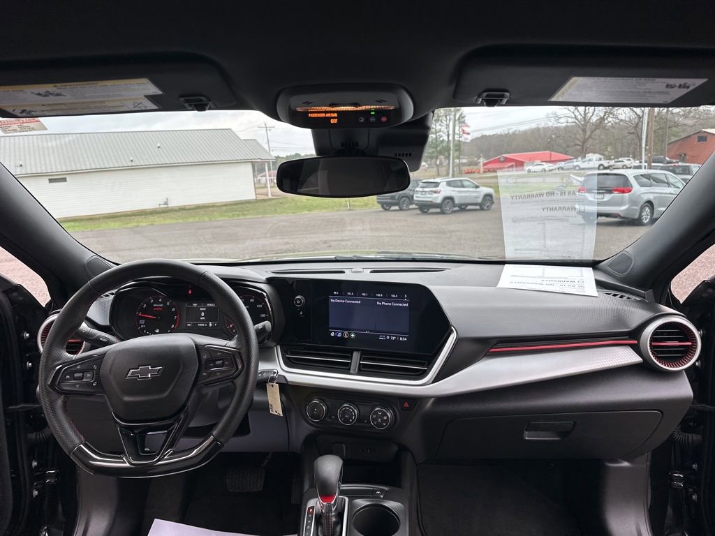 Used 2024 Chevrolet Trax RS image 9