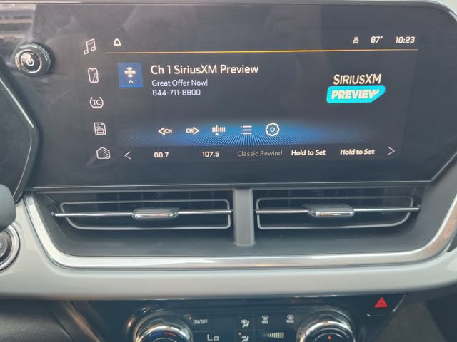 Used 2024 Chevrolet Trax LT FWD image 16
