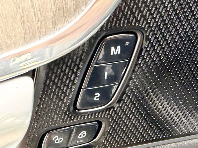 Used 2023 Volvo S90 B6 Plus w/ Protection Package Premier image 10