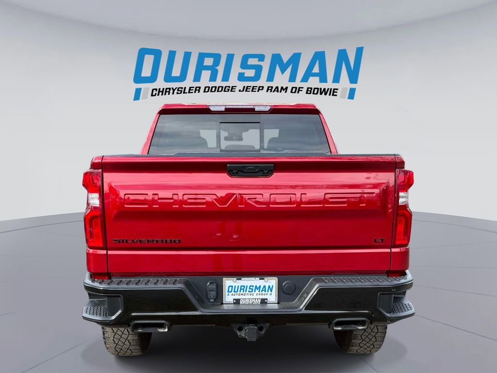 Used 2024 Chevrolet Silverado 1500 LT Trail Boss w/ Convenience Package II image 3