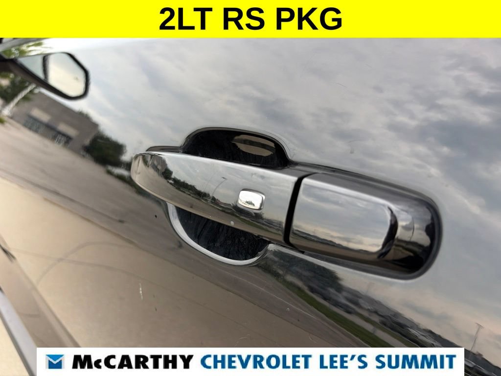 Used 2017 Chevrolet Camaro LT RWD image 34