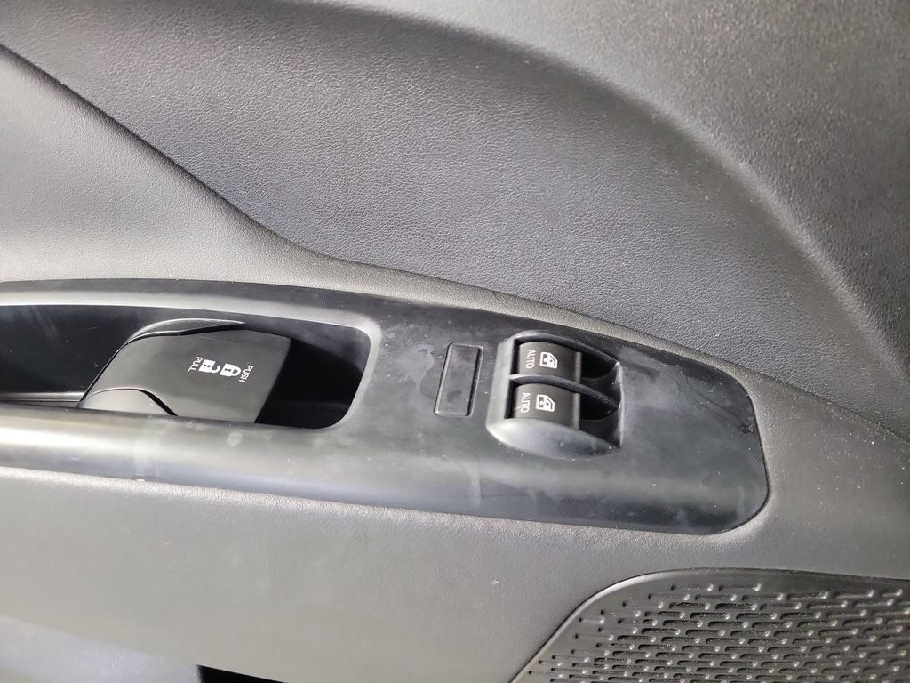 Used 2016 RAM ProMaster City Tradesman SLT FWD image 16