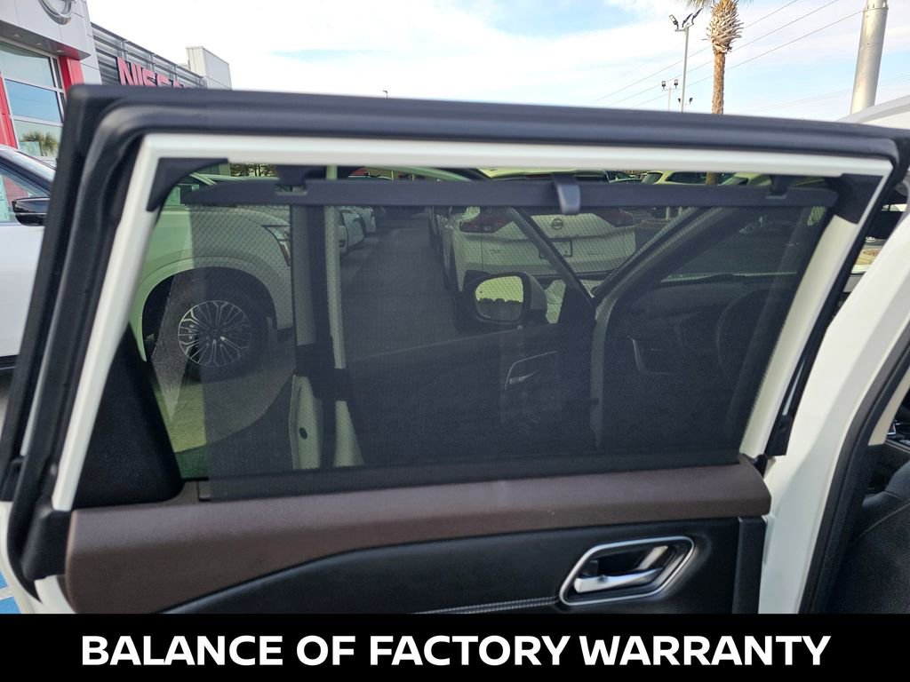 Certified 2023 Nissan Rogue Platinum AWD/4WD image 15