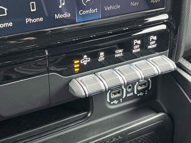 Used 2022 RAM 1500 Limited image 32