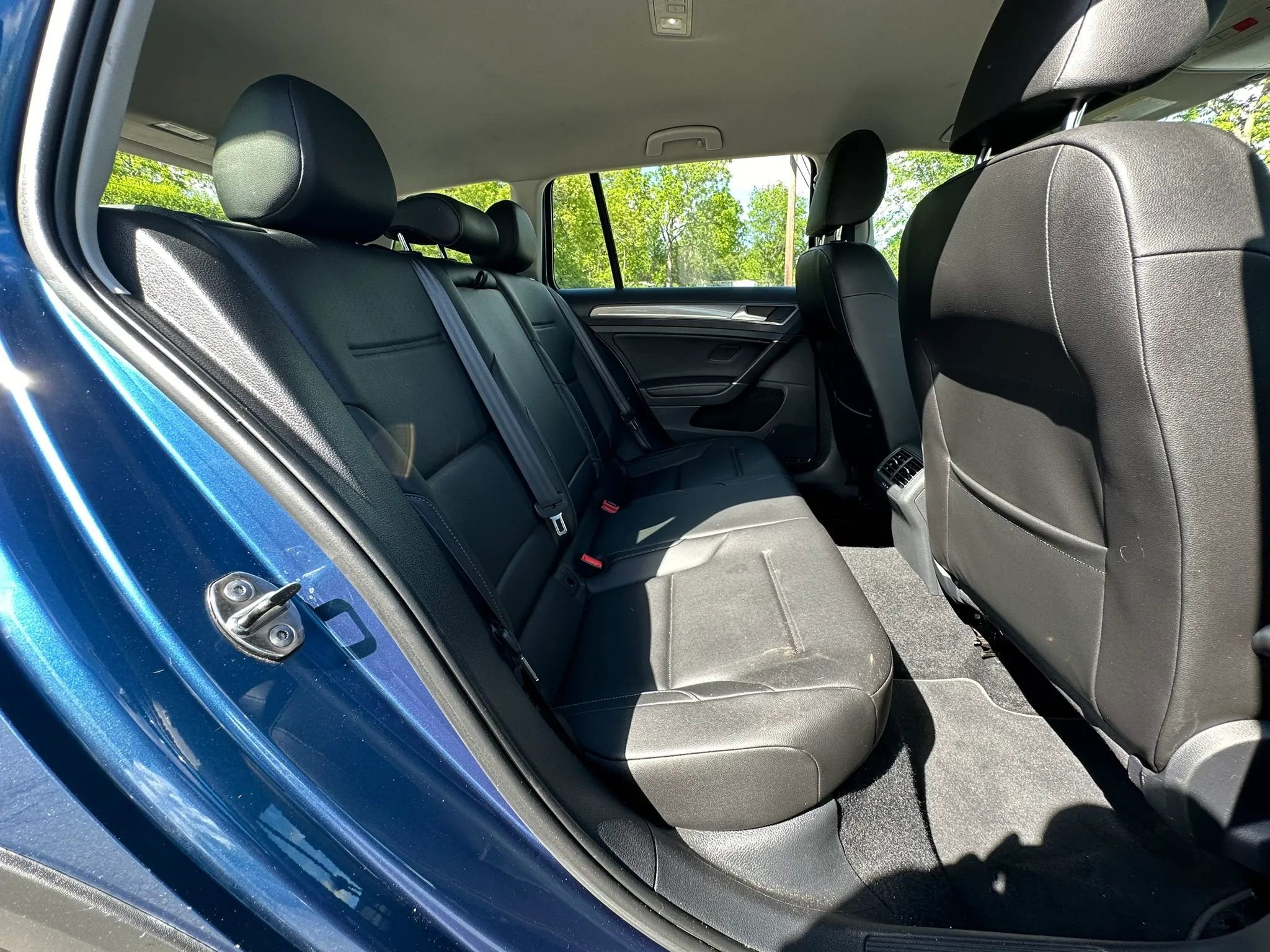 Used 2017 Volkswagen Golf Alltrack S AWD/4WD image 18