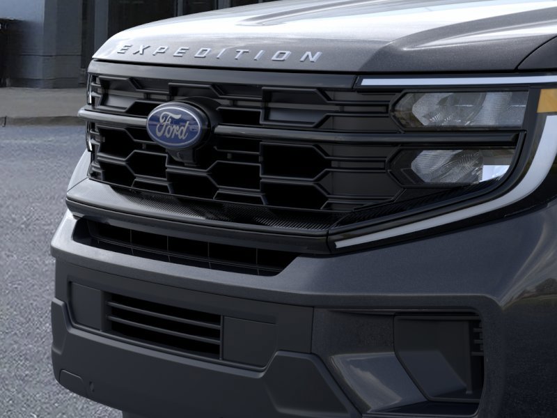 New 2026 Ford Expedition Active image 17