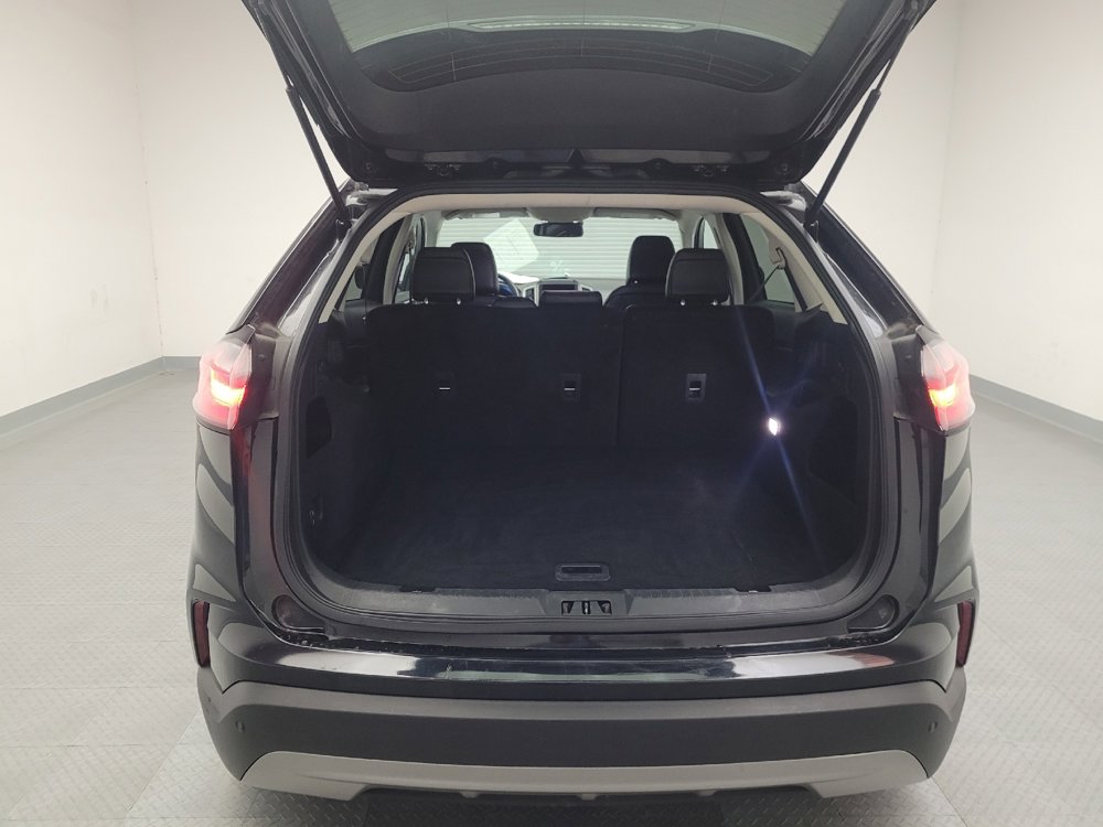 Used 2024 Ford Edge SEL image 29