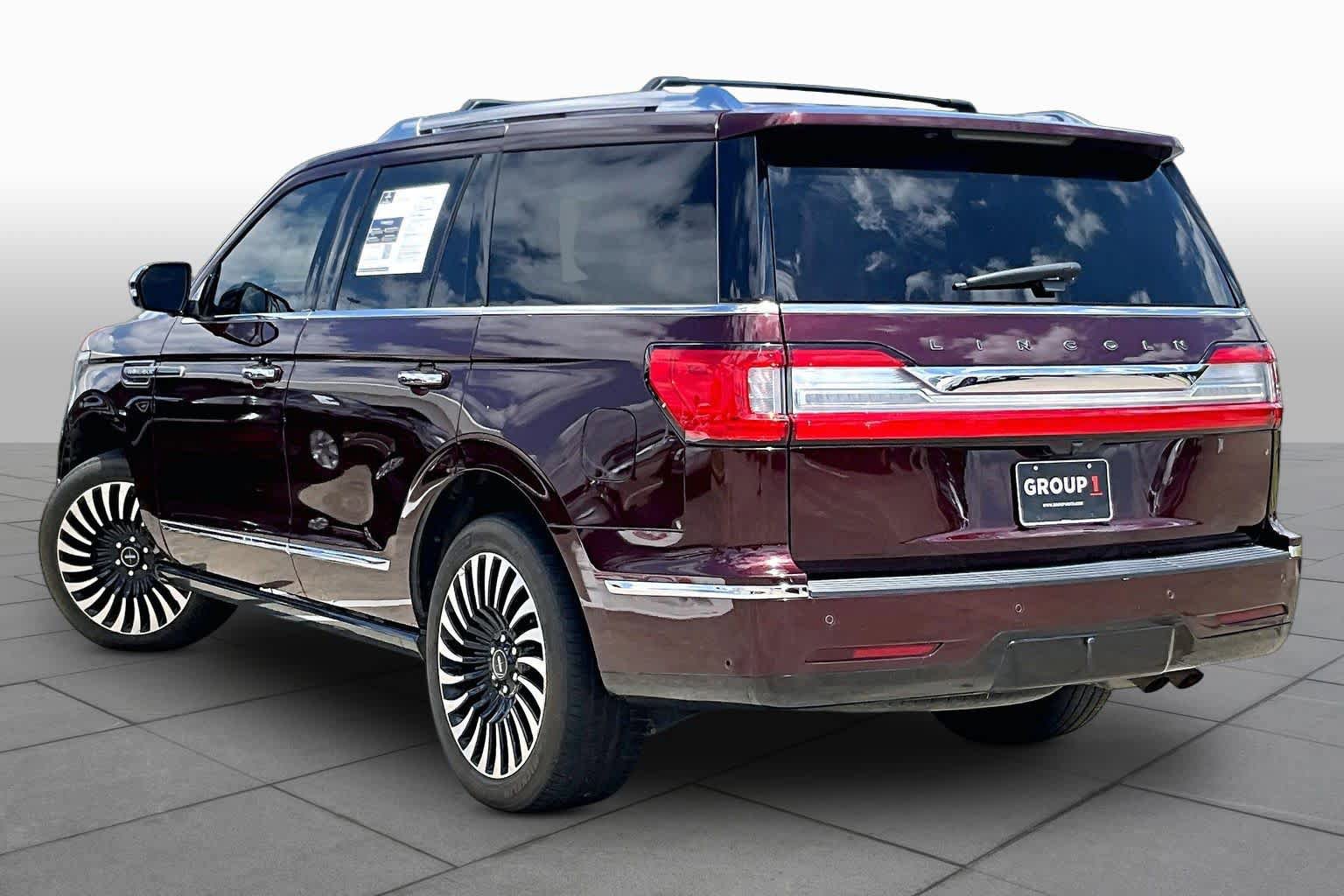 Used 2018 Lincoln Navigator Black Label w/ Cargo Package AWD/4WD image 10