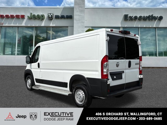 Used 2025 RAM ProMaster 2500 w/ U-Haul Equipment Group FWD image 2