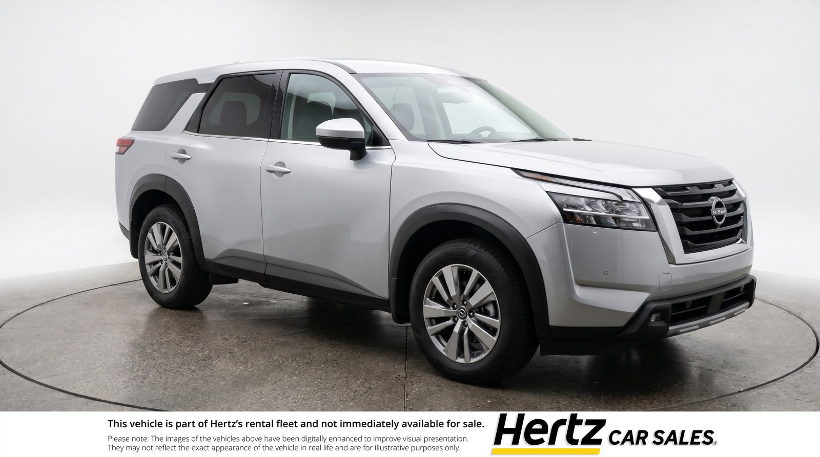 Used 2025 Nissan Pathfinder SV image 1