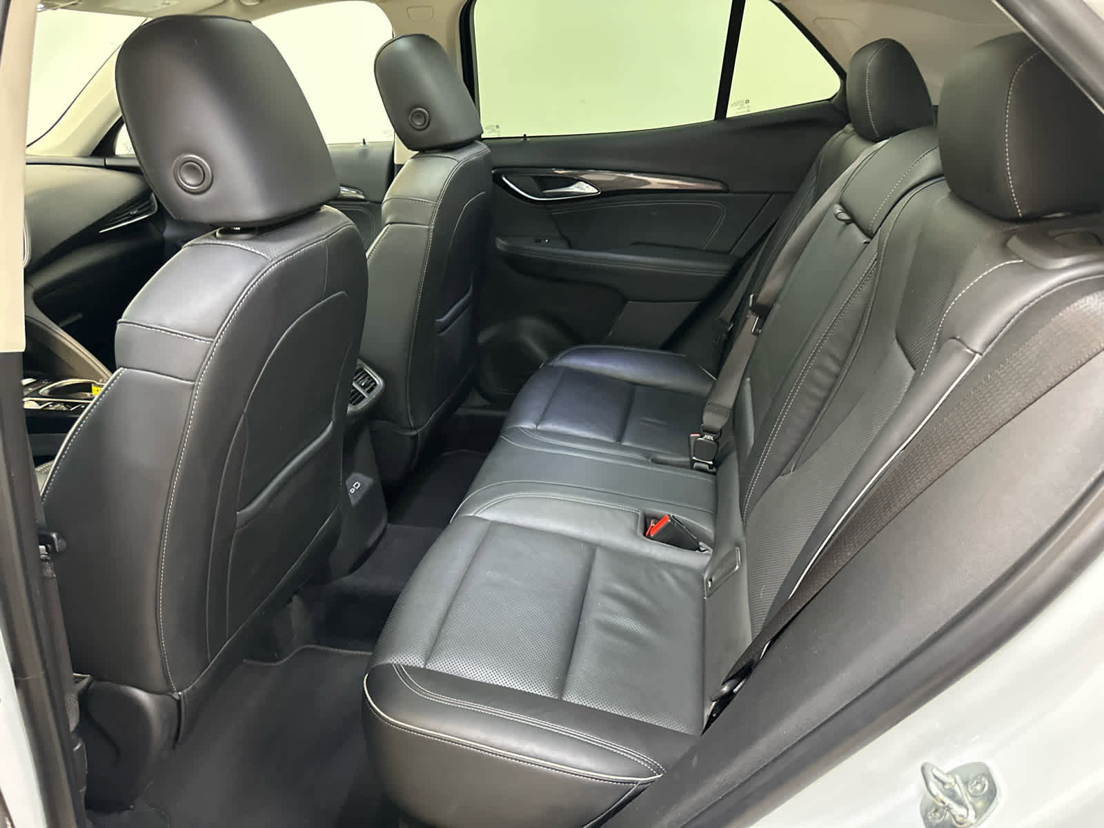 Used 2021 Buick Envision Essence w/ Technology Package I AWD/4WD image 19