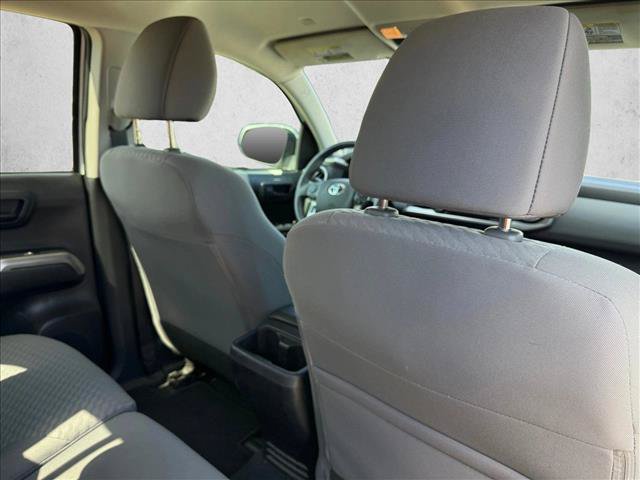 Used 2022 Toyota Tacoma SR5 RWD image 20