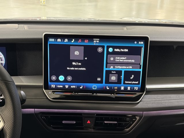 New 2026 Volkswagen Tiguan SE R-Line AWD/4WD image 32