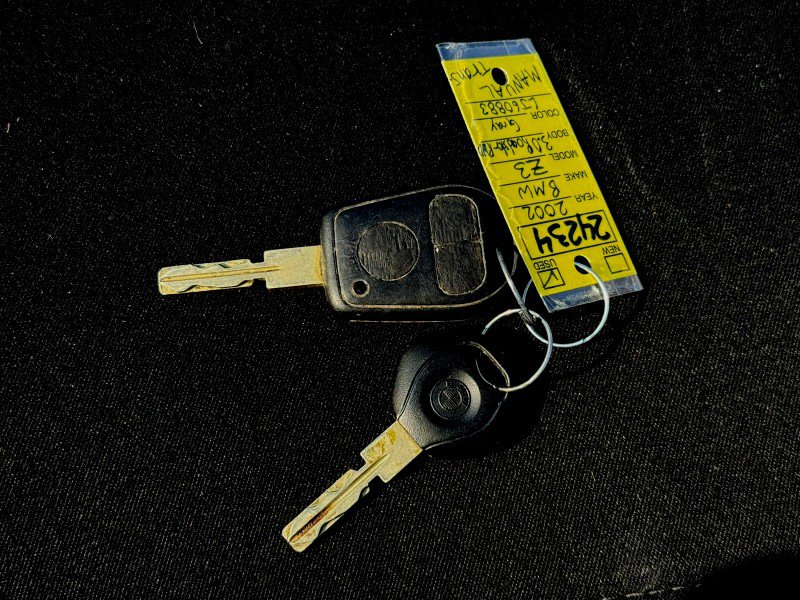 Used 2002 BMW Z3 3.0i image 33