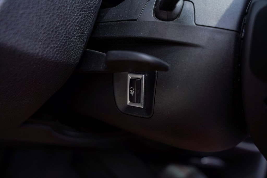Used 2016 BMW M3 RWD image 40