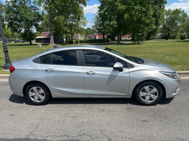 Used 2016 Chevrolet Cruze LS FWD image 29