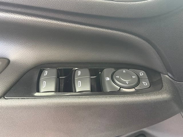 Used 2023 Chevrolet Equinox Premier AWD/4WD image 15