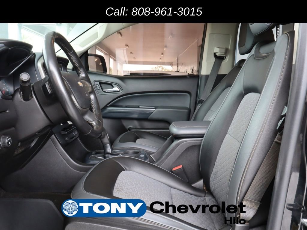 Used 2017 Chevrolet Colorado Z71 w/ Z71 Midnight Edition image 9