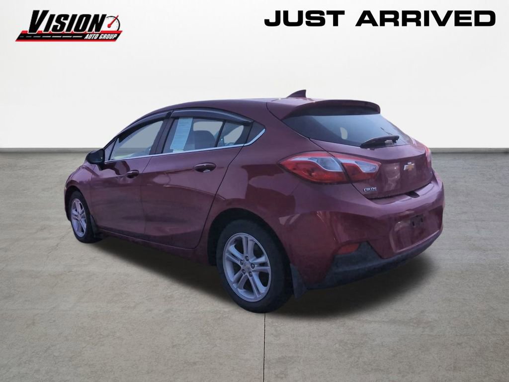 Used 2018 Chevrolet Cruze LT w/ Convenience Package image 7