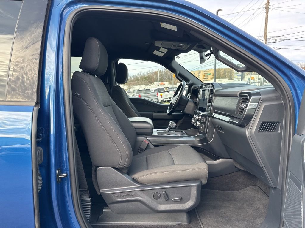 Used 2022 Ford F150 XLT w/ Equipment Group 302A High image 18