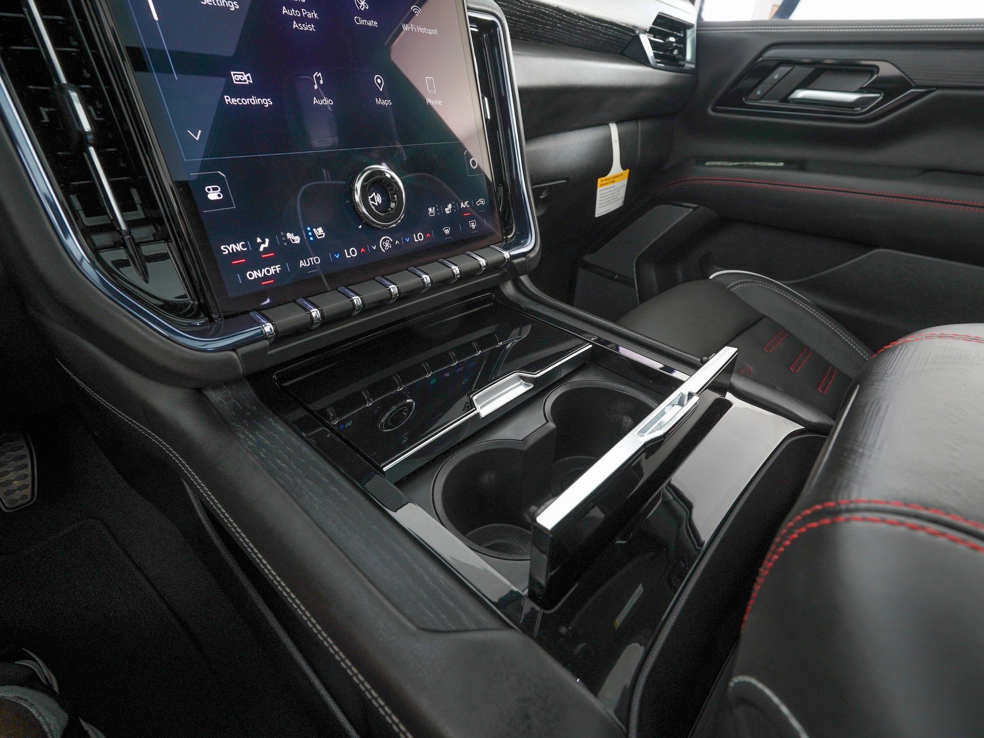 Used 2026 GMC Yukon XL AT4 Ultimate image 25