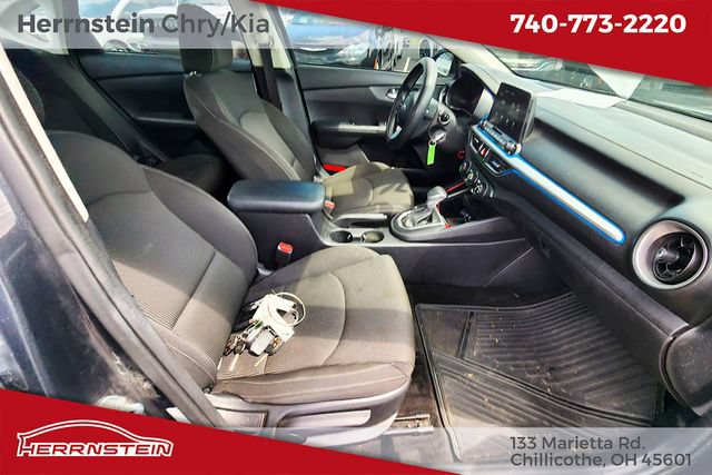Used 2021 Kia Forte LXS FWD image 14
