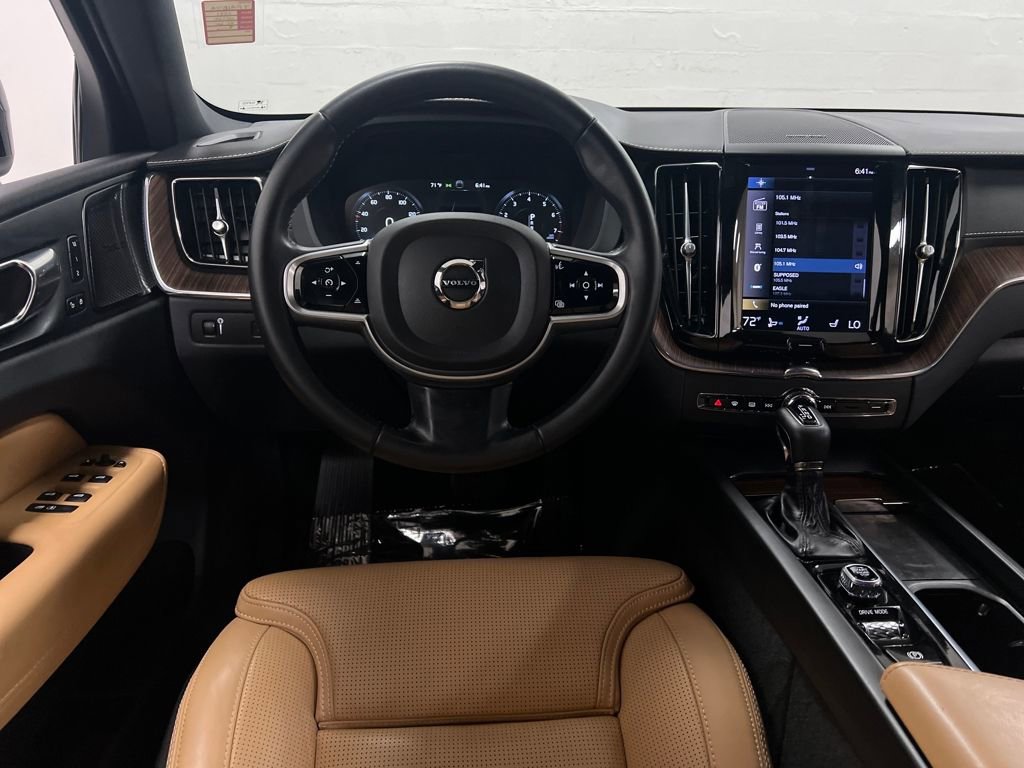 Used 2021 Volvo XC60 T5 Inscription w/ Advanced Package AWD/4WD image 15