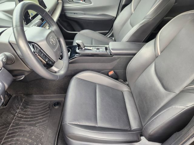 Used 2024 Toyota Prius XLE FWD image 13