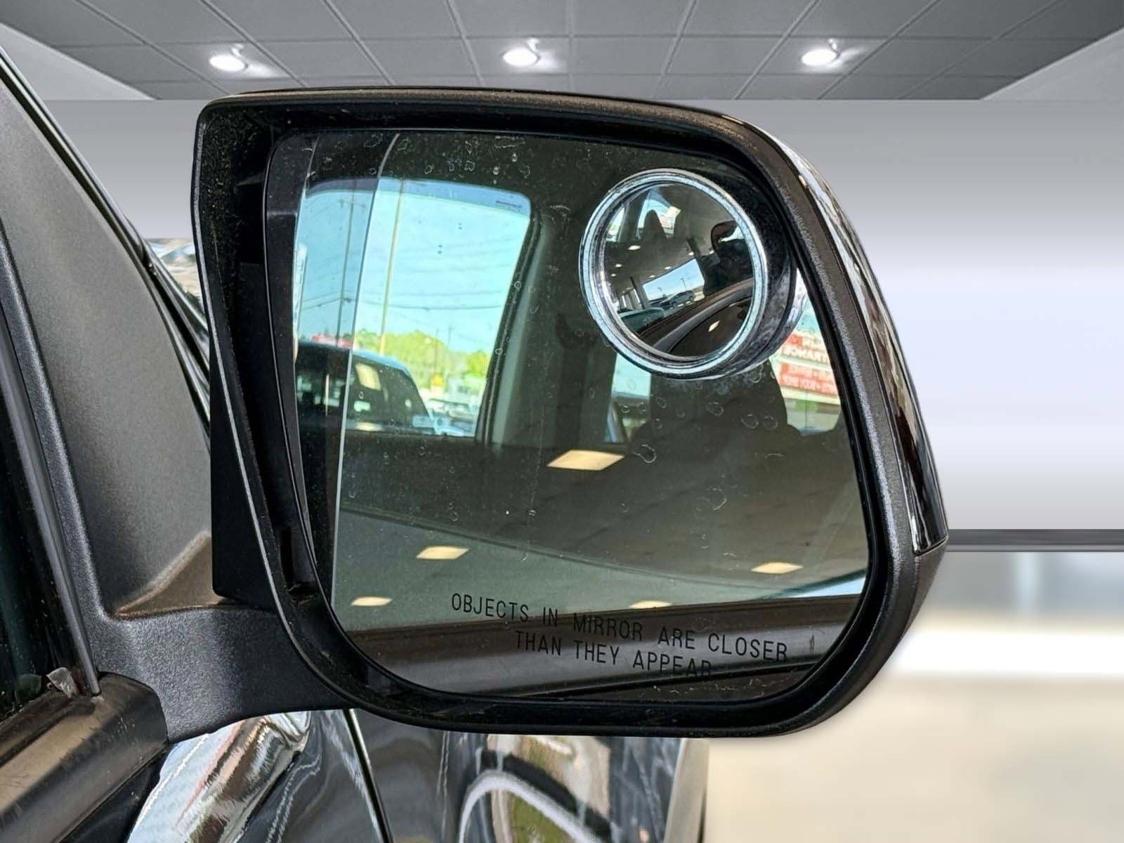 Used 2022 Chevrolet Colorado LT w/ LT Convenience Package image 30