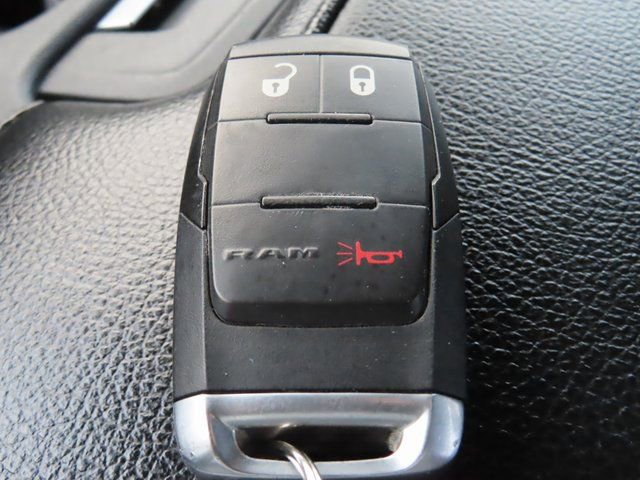Used 2024 RAM 3500 Big Horn image 35