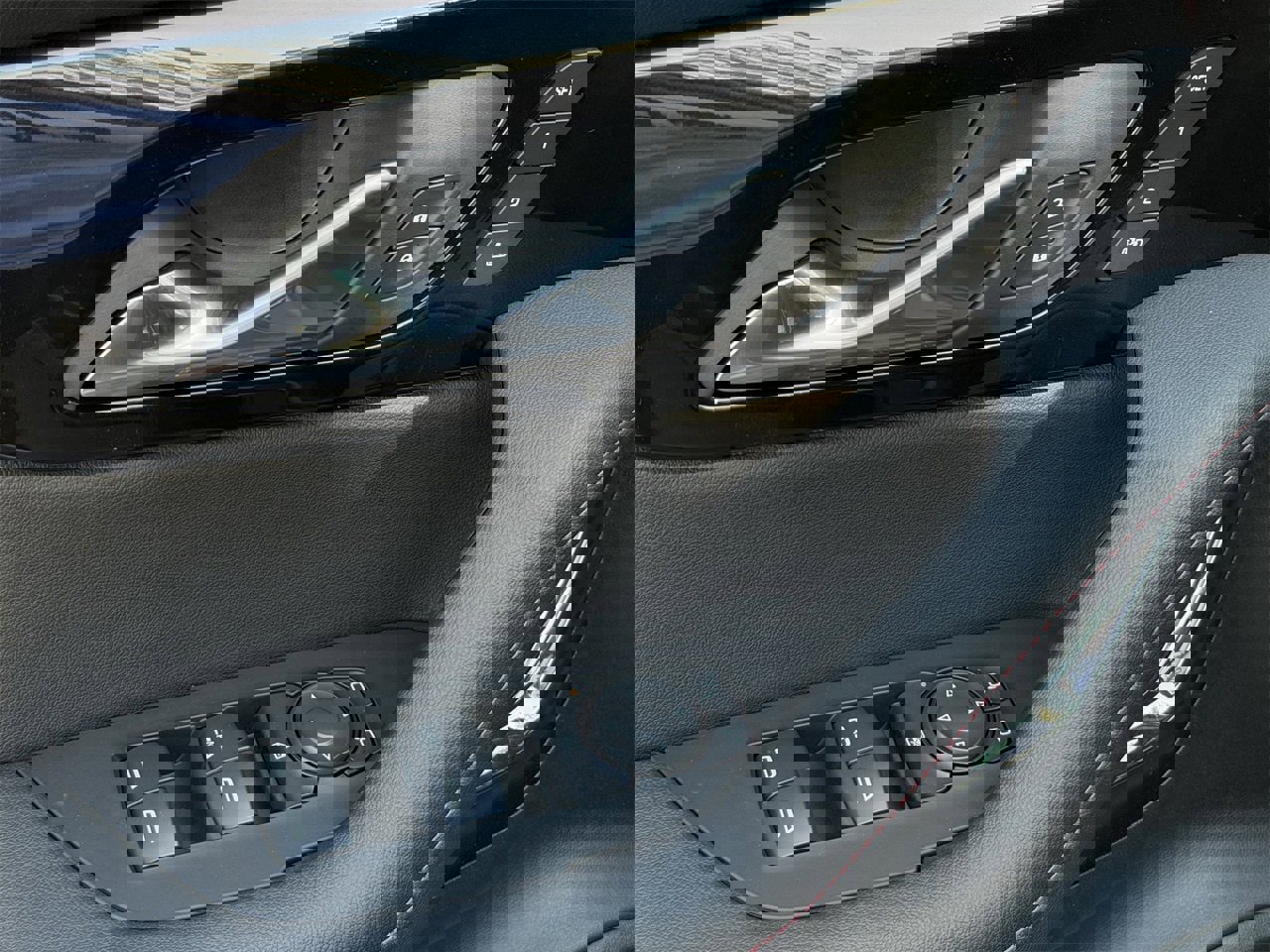 New 2025 Chevrolet Blazer RS w/ Driver Confidence II Package image 21