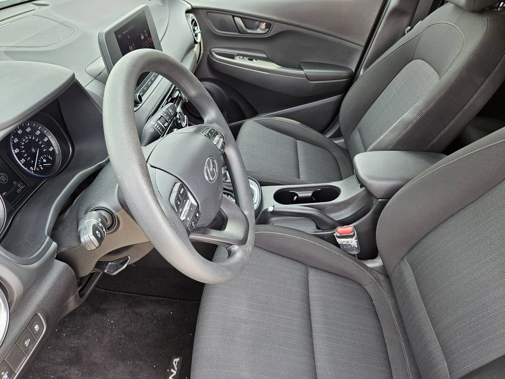 Used 2023 Hyundai Kona SEL FWD image 9