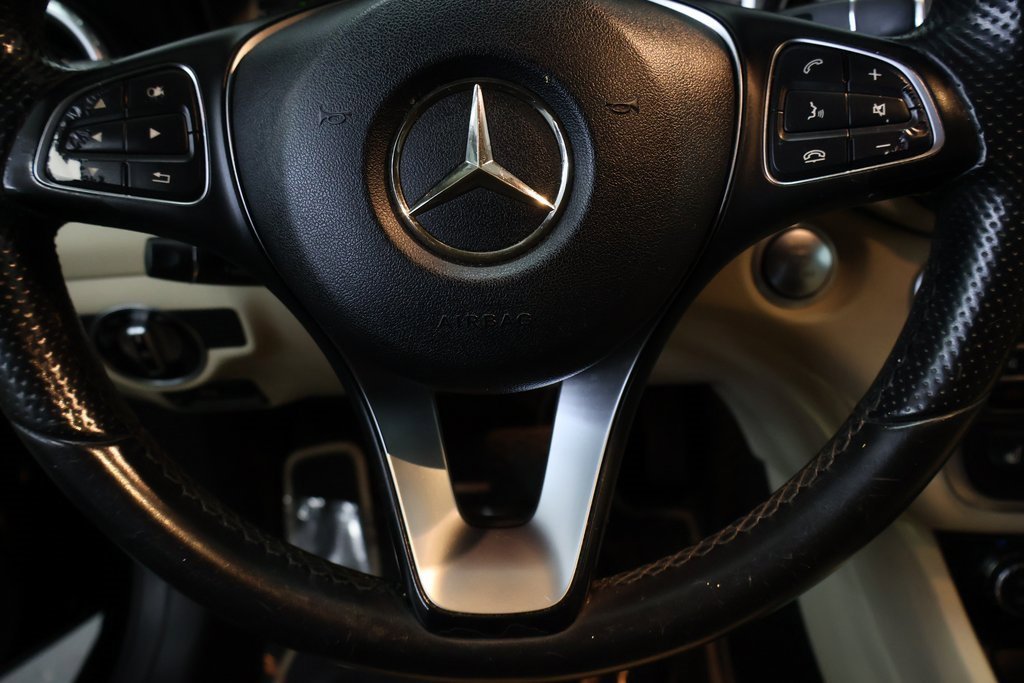 Used 2016 Mercedes-Benz GLA 250 4MATIC image 17