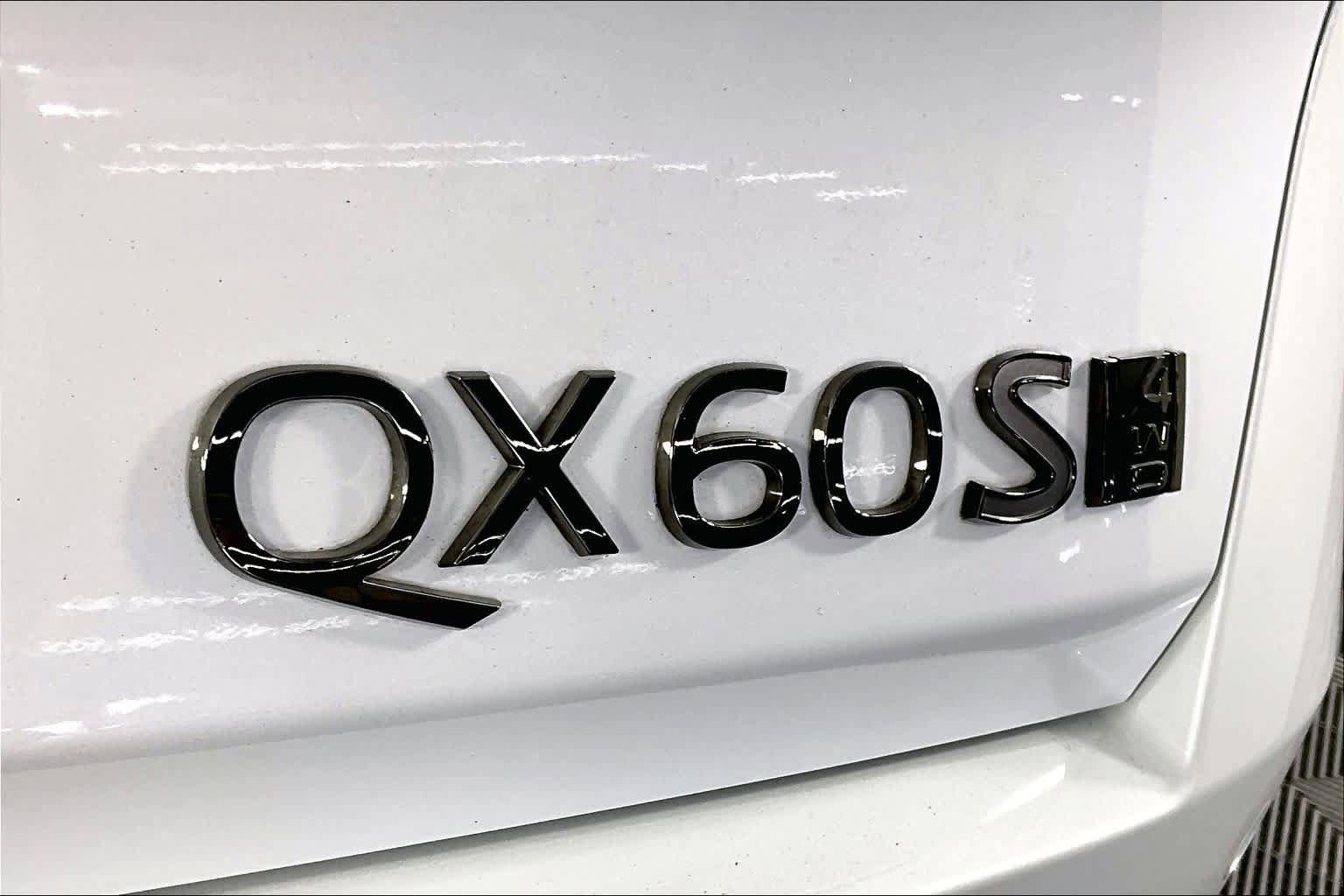 Used 2026 INFINITI QX60 Sport AWD/4WD image 10